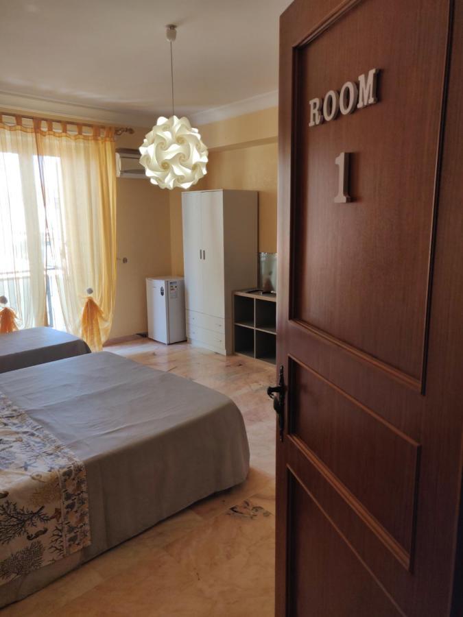 Bed & Breakfast Casa Vittoria Santo Stefano di Camastra Eksteriør bilde
